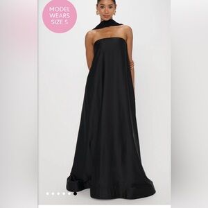 Show Me Your MuMu Black Strapless Gown